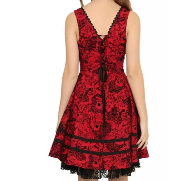 Hot Topic Red & Black Gothic Skull Lace-Up Sleeveless Dress XXL - Picture 2 of 14